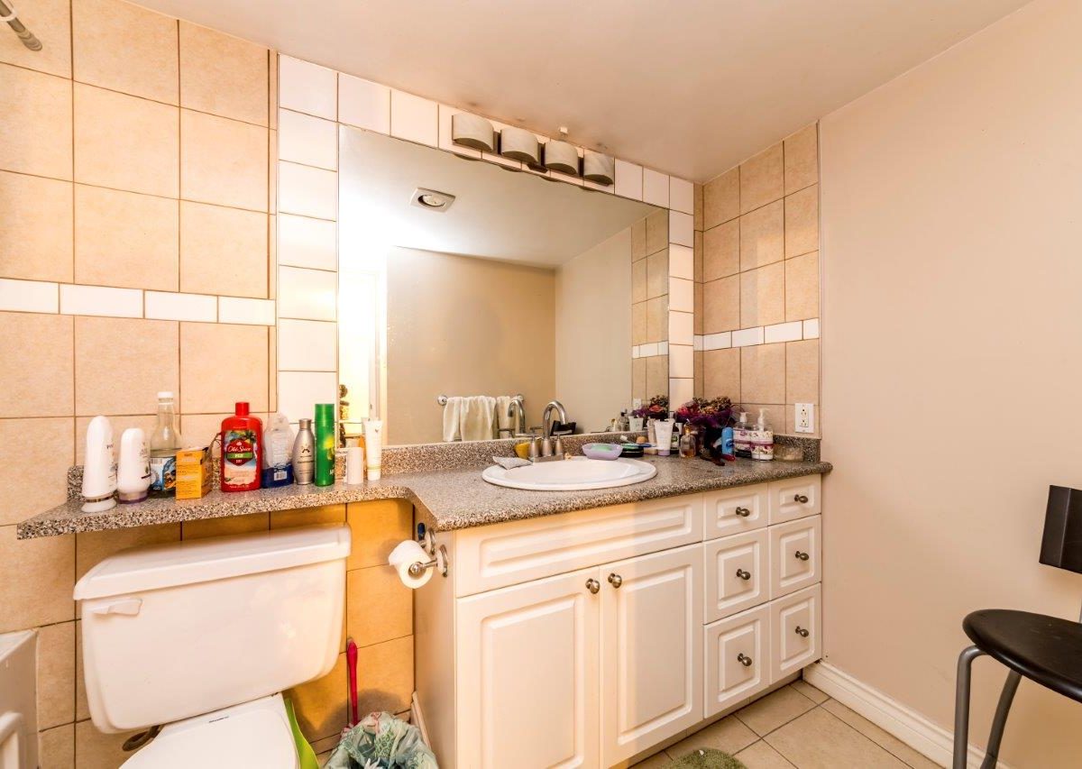 #805 - 2024 Fullerton Ave., North Vancouver, V7P 3G4