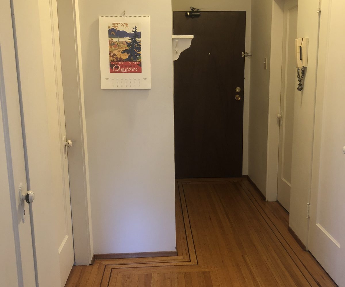#206 - 2191 1st Avenue West, Vancouver BC V6K 1E7