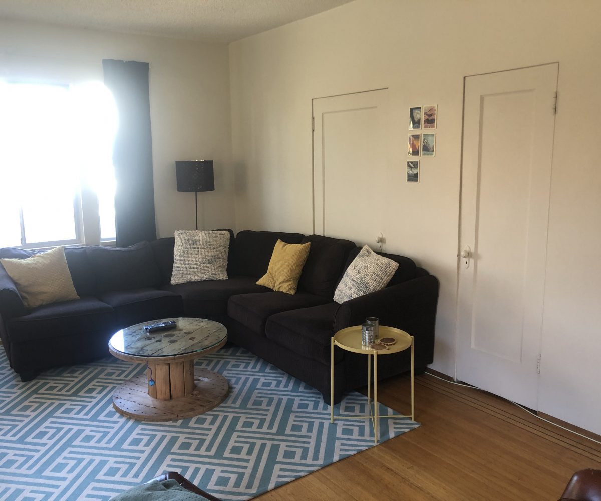 #206 - 2191 1st Avenue West, Vancouver BC V6K 1E7