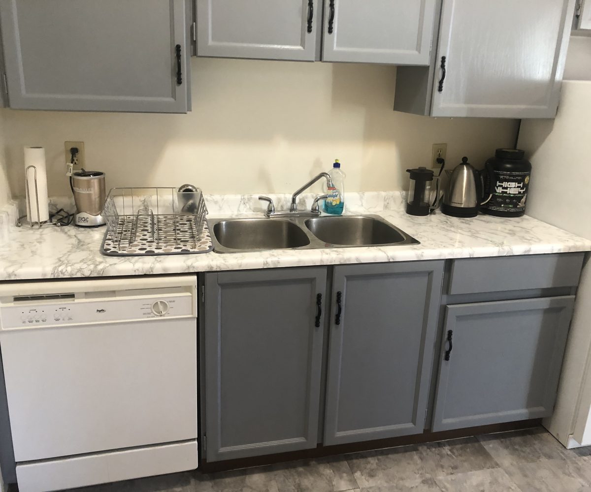 #206 - 2191 1st Avenue West, Vancouver BC V6K 1E7