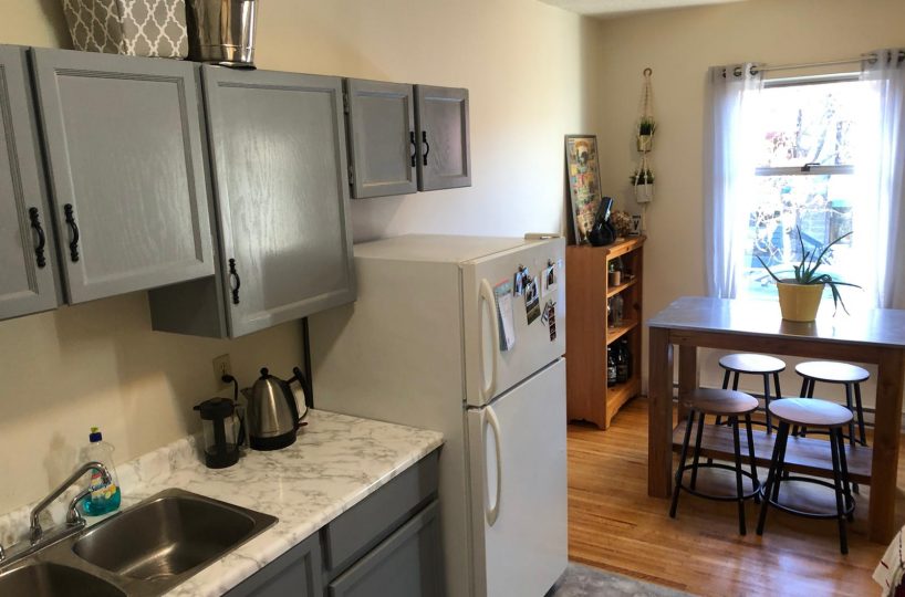 #206 - 2191 1st Avenue West, Vancouver BC V6K 1E7