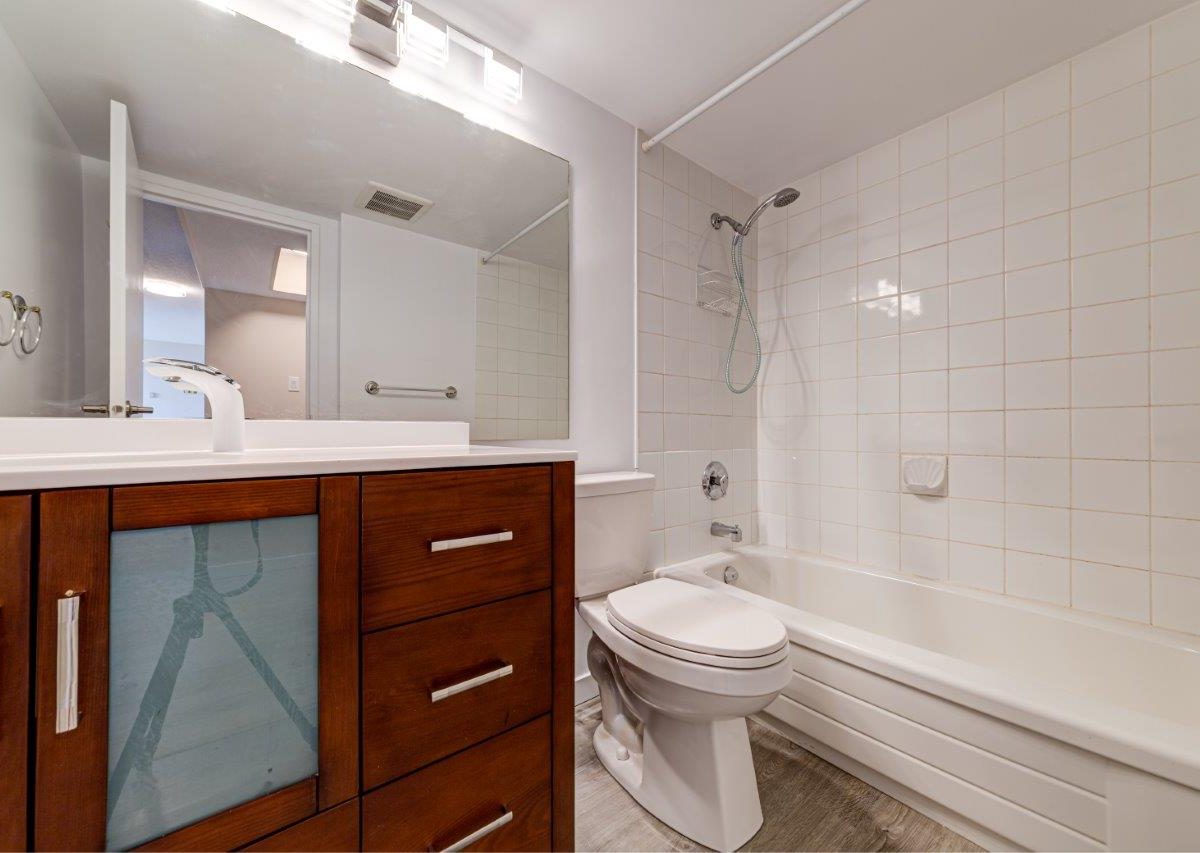 #1907 - 2008 Fullerton Ave, North Vancouver, V7P 3G7