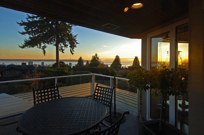 2160 Nelson Avenue, West Vancouver BC V7V 2P7