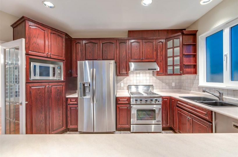 2160 Nelson Avenue, West Vancouver BC V7V 2P7