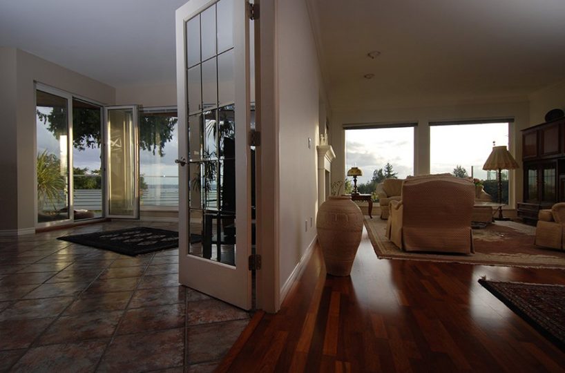 2160 Nelson Avenue, West Vancouver BC V7V 2P7