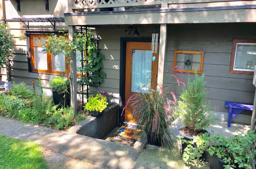 Garden Suite - 615 23rd Street West, North Vancouver BC V7M 2C2