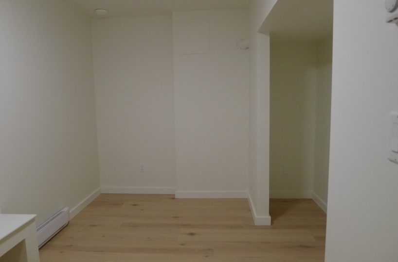 Suite - 2105 Philip Avenue, North Vancouver BC V7P 2W5