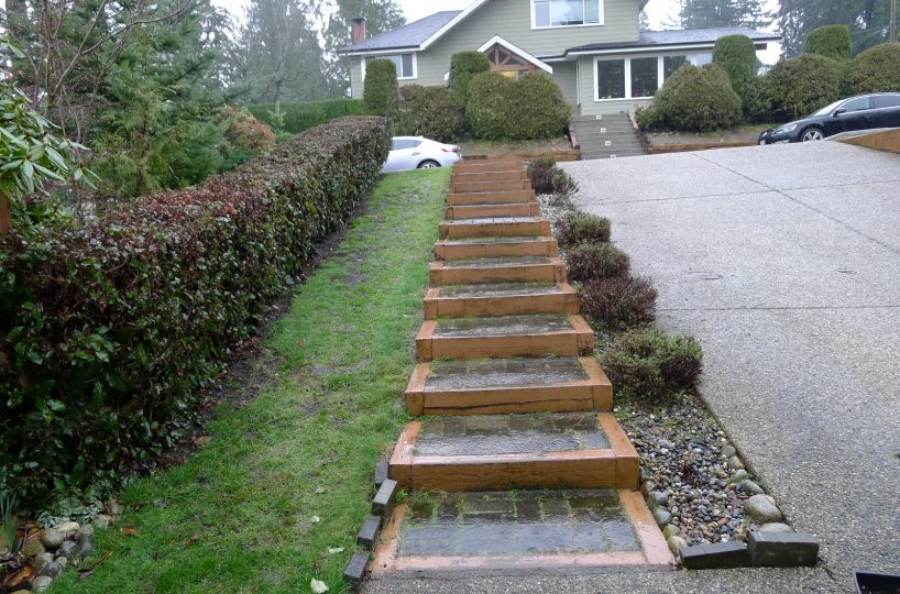 Suite - 2105 Philip Avenue, North Vancouver BC V7P 2W5