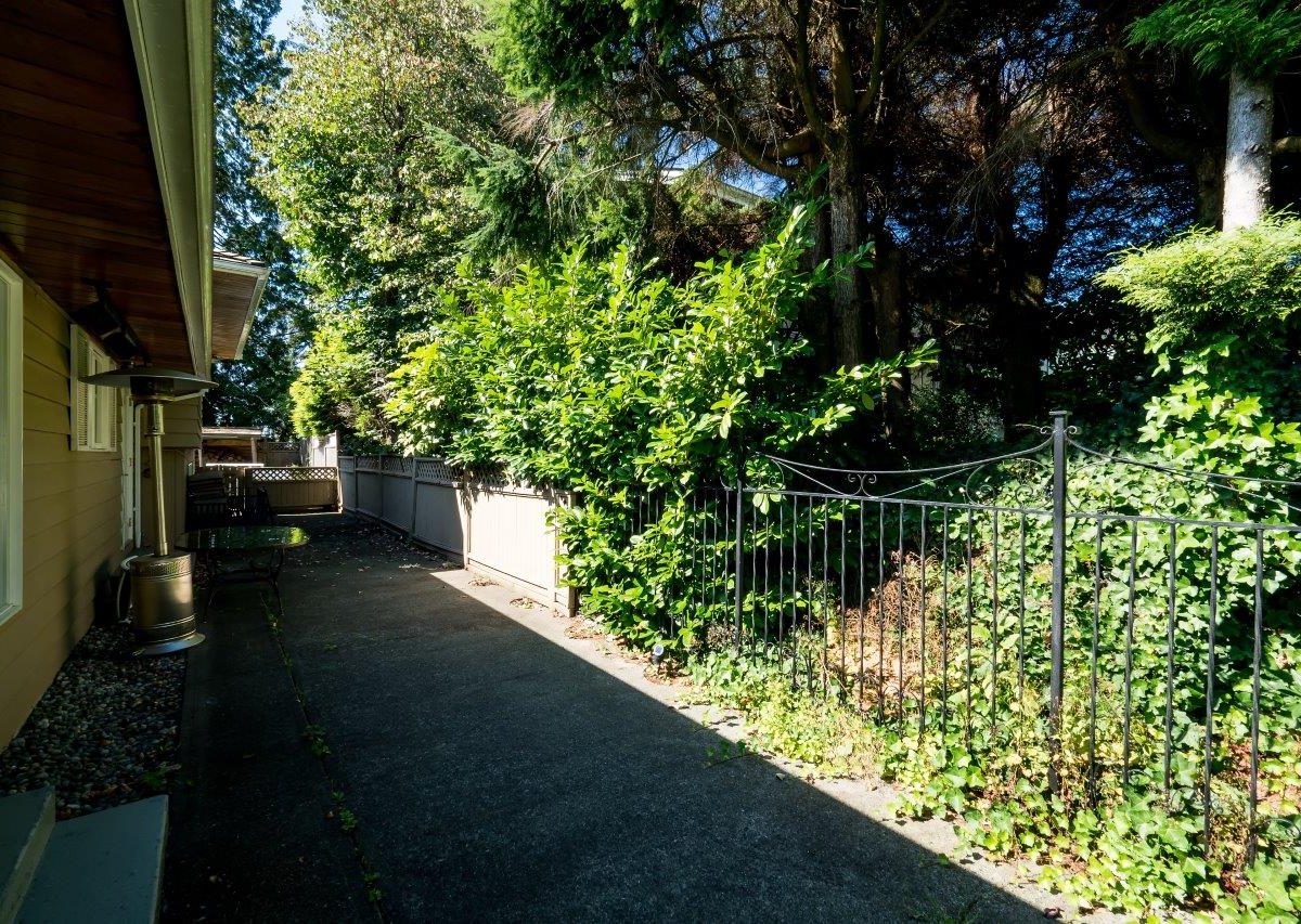 4041 Ripple Place, West Vancouver BC V7V 3L3
