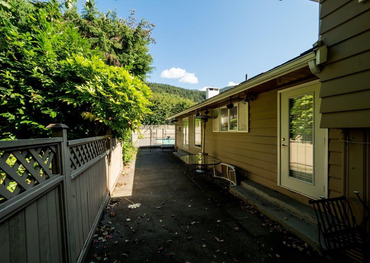 4041 Ripple Place, West Vancouver BC V7V 3L3