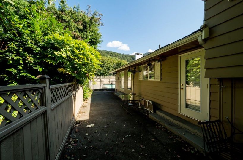4041 Ripple Place, West Vancouver BC V7V 3L3
