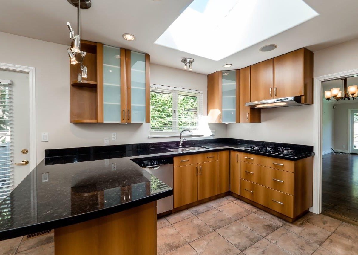 4041 Ripple Place, West Vancouver BC V7V 3L3