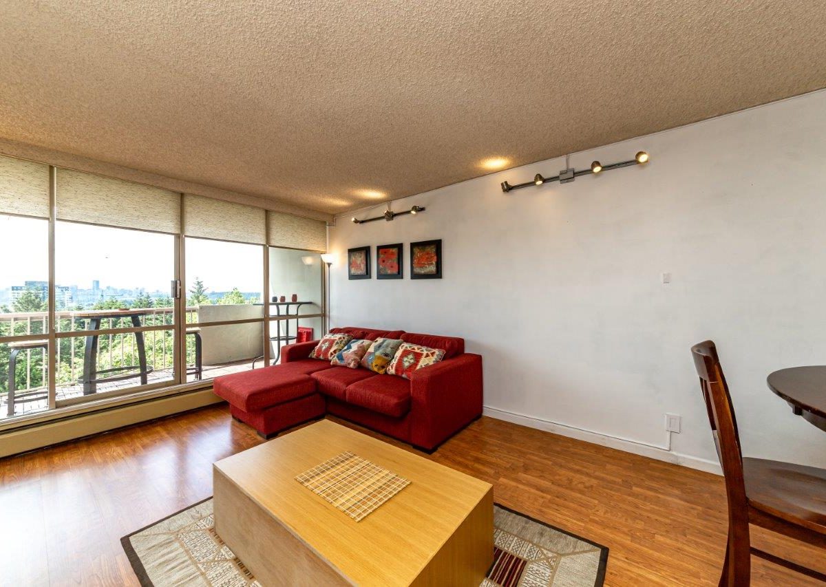 1113 - 2012 Fullerton Ave., North Vancouver, BC V7P 3E3