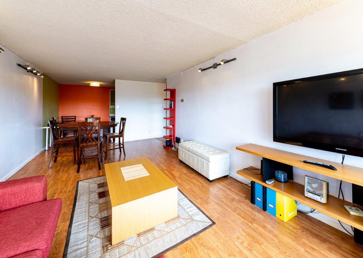 1113 - 2012 Fullerton Ave., North Vancouver, BC V7P 3E3