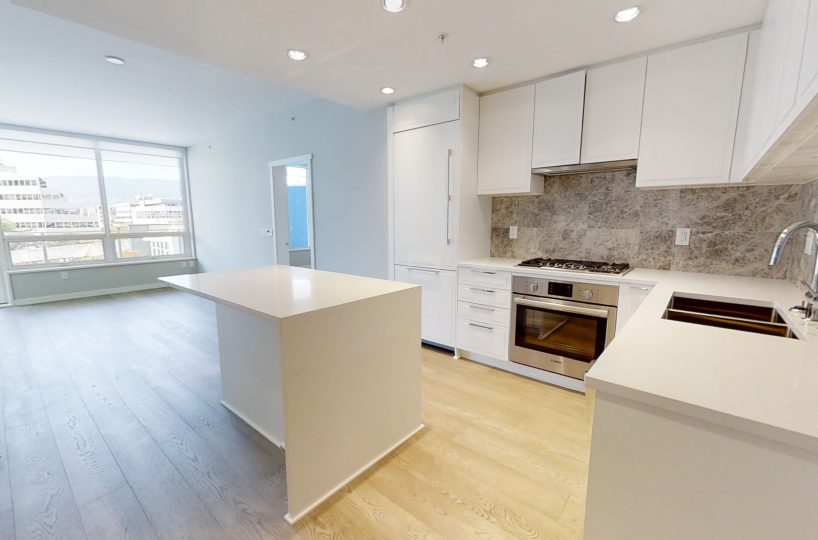 #404 - 118 Carrie Cates Court, North Vancouver BC V7M 0G6