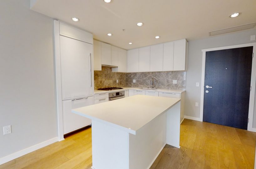 #404 - 118 Carrie Cates Court, North Vancouver BC V7M 0G6