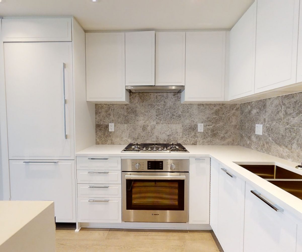 #404 - 118 Carrie Cates Court, North Vancouver BC V7M 0G6