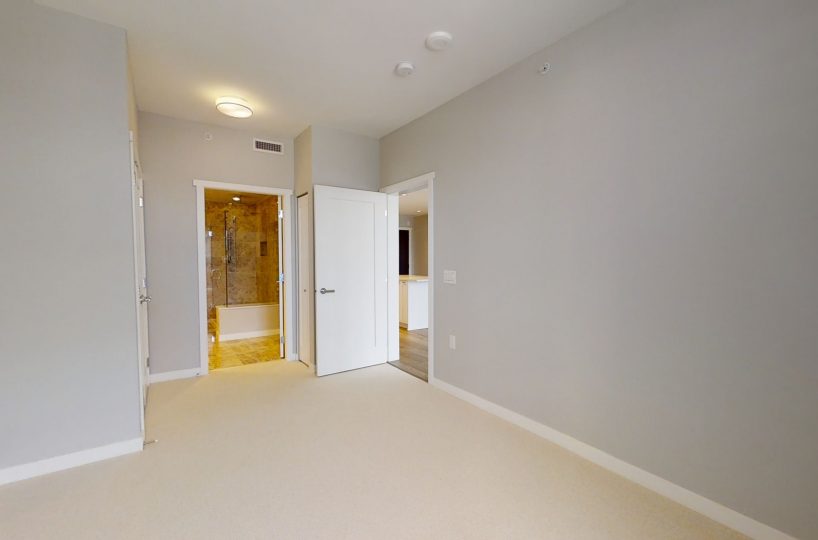 #404 - 118 Carrie Cates Court, North Vancouver BC V7M 0G6