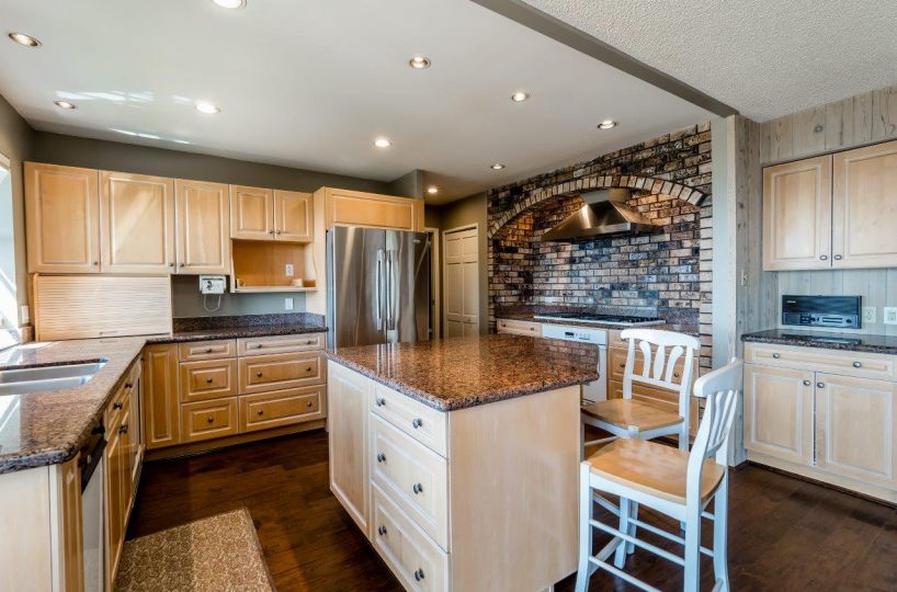 1375 Tyrol Road, West Vancouver V7S 2L5
