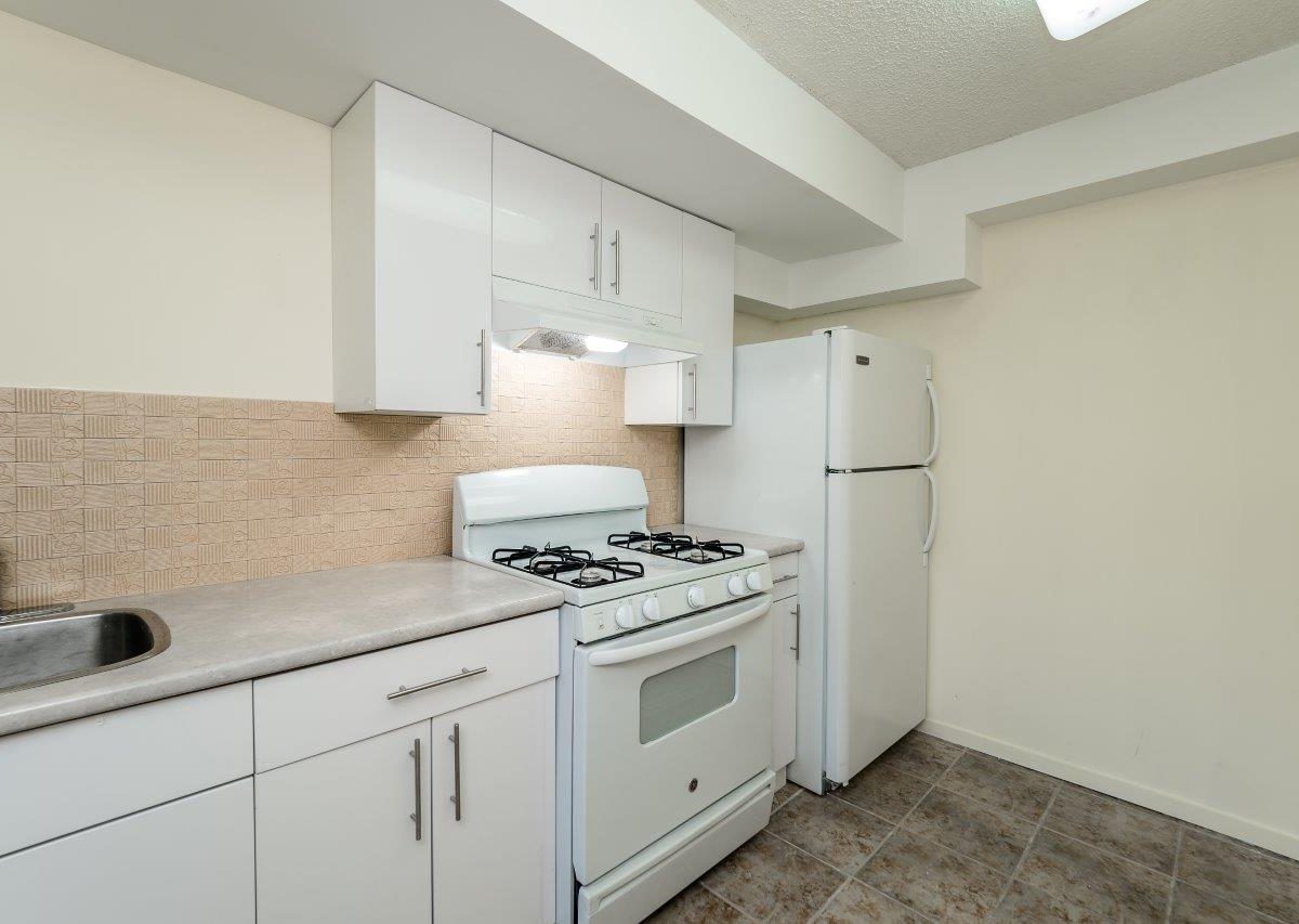 1375 Tyrol Road, West Vancouver V7S 2L5