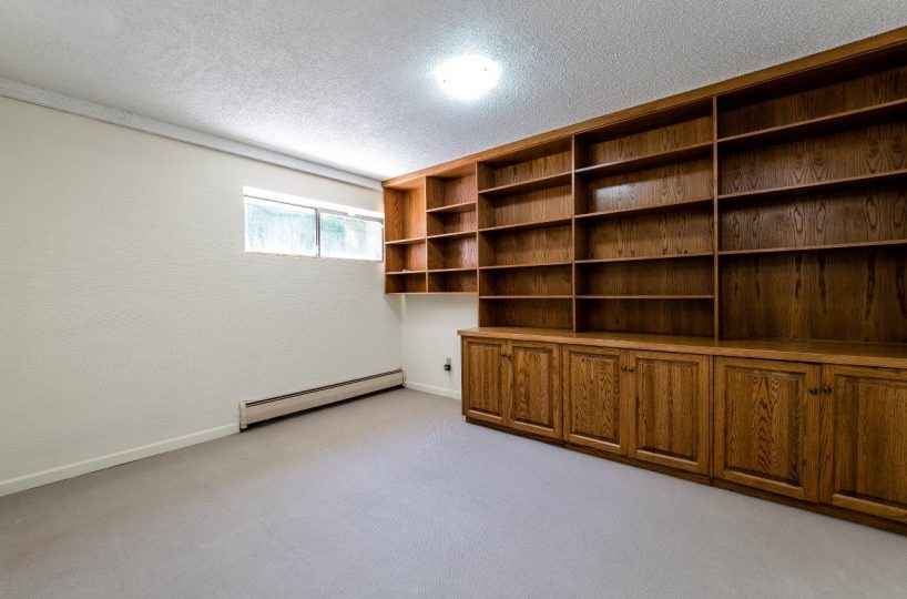 1375 Tyrol Road, West Vancouver V7S 2L5
