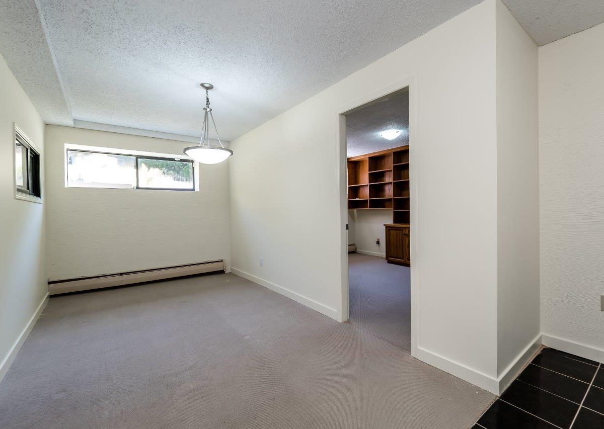 1375 Tyrol Road, West Vancouver V7S 2L5