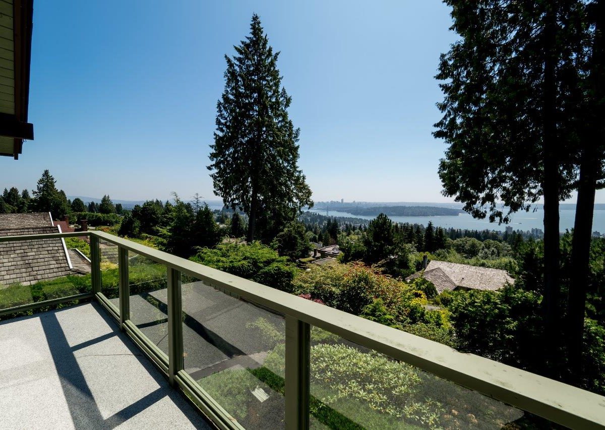 1375 Tyrol Road, West Vancouver V7S 2L5