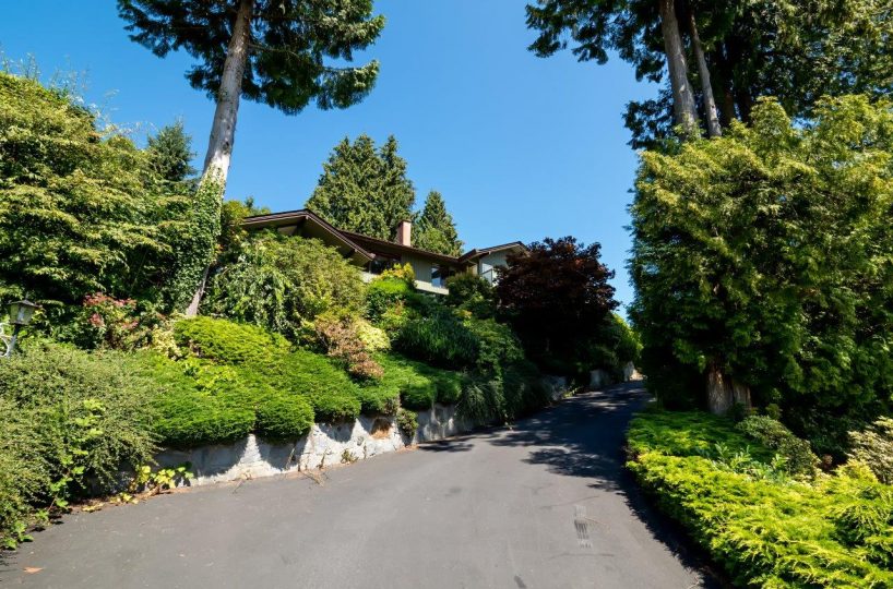 1375 Tyrol Road, West Vancouver V7S 2L5