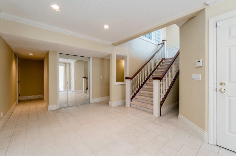 1565 Tyrol Place, West Vancouver V7S 3G5