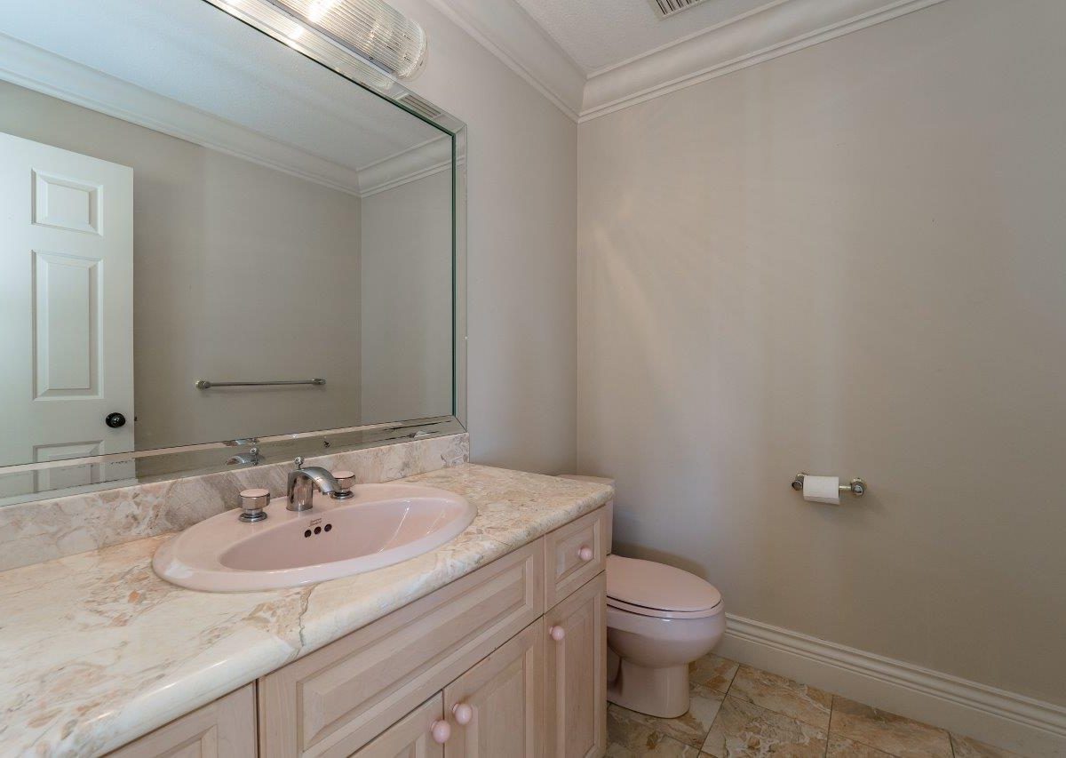 1565 Tyrol Place, West Vancouver V7S 3G5