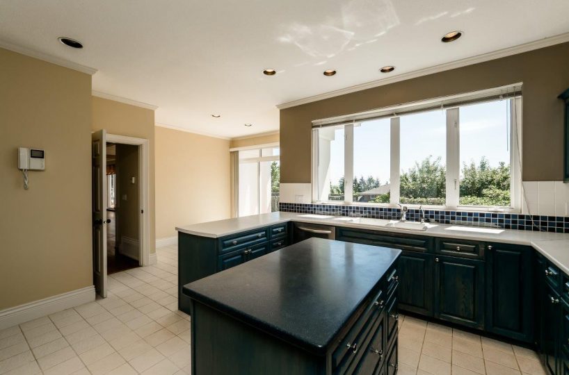 1565 Tyrol Place, West Vancouver V7S 3G5