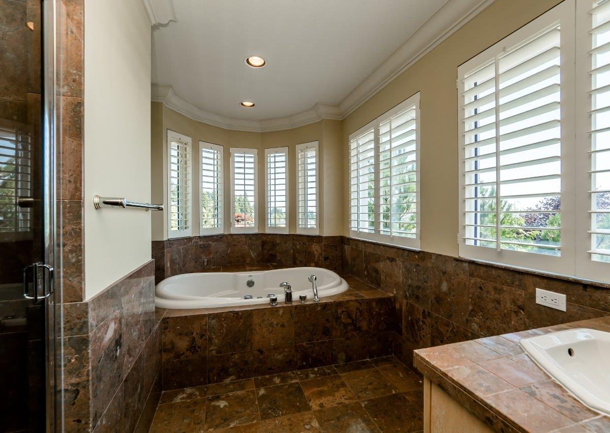 1565 Tyrol Place, West Vancouver V7S 3G5