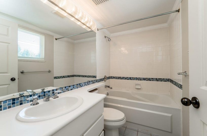 1565 Tyrol Place, West Vancouver V7S 3G5