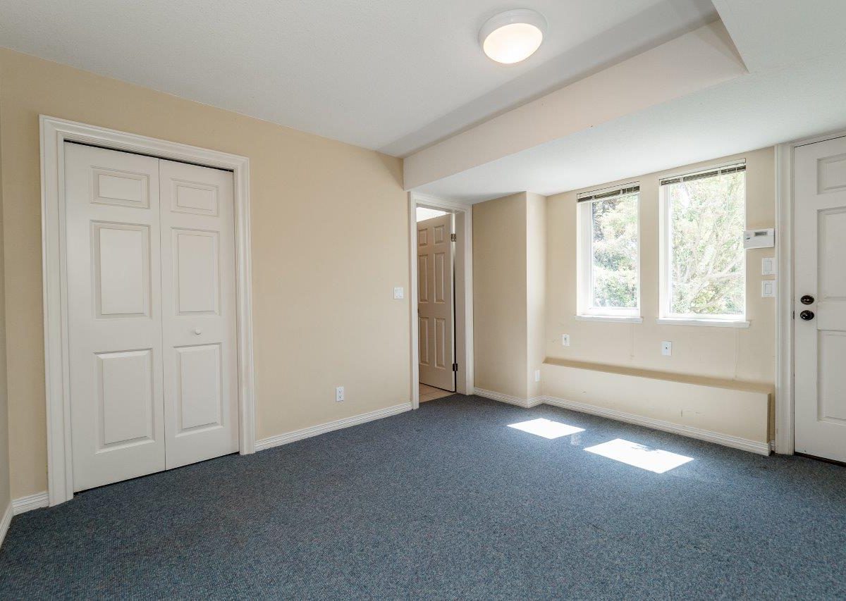 1565 Tyrol Place, West Vancouver V7S 3G5