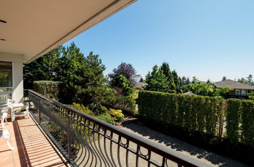 1565 Tyrol Place, West Vancouver V7S 3G5