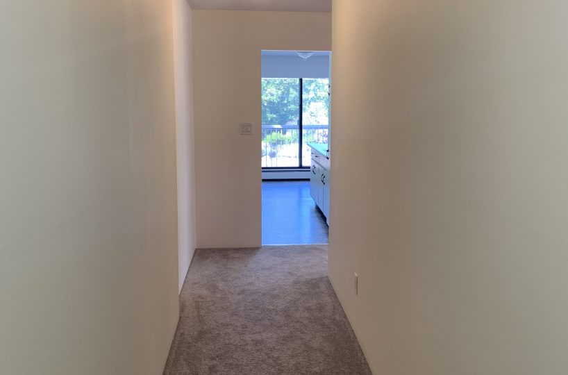 #205 - 14834 North Bluff Road, White Rock, BC, V4B 3E3