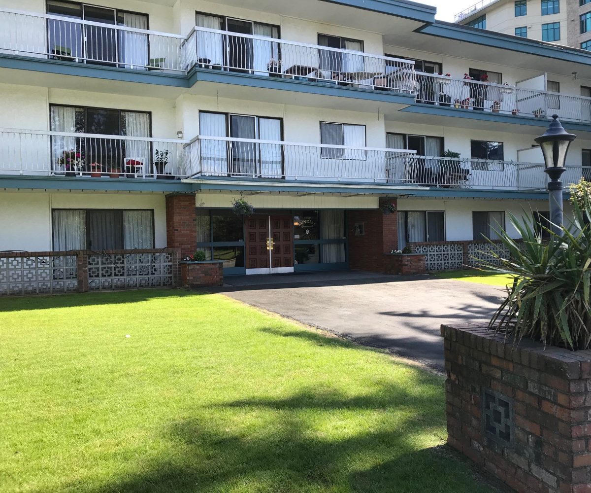 #205 - 14834 North Bluff Road, White Rock, BC, V4B 3E3