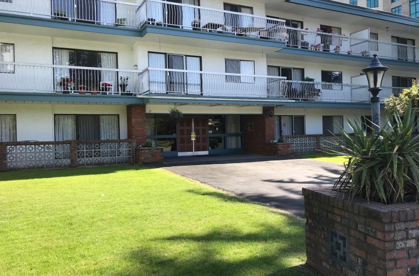 #205 - 14834 North Bluff Road, White Rock, BC, V4B 3E3