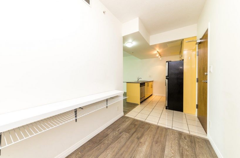 #405 - 168 E Esplanade, North Vancouver, BC V7L 4X8