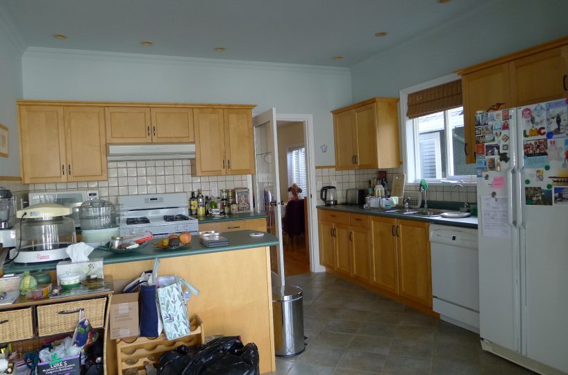 3273 11th Avenue W, Vancouver BC V6K 2M9
