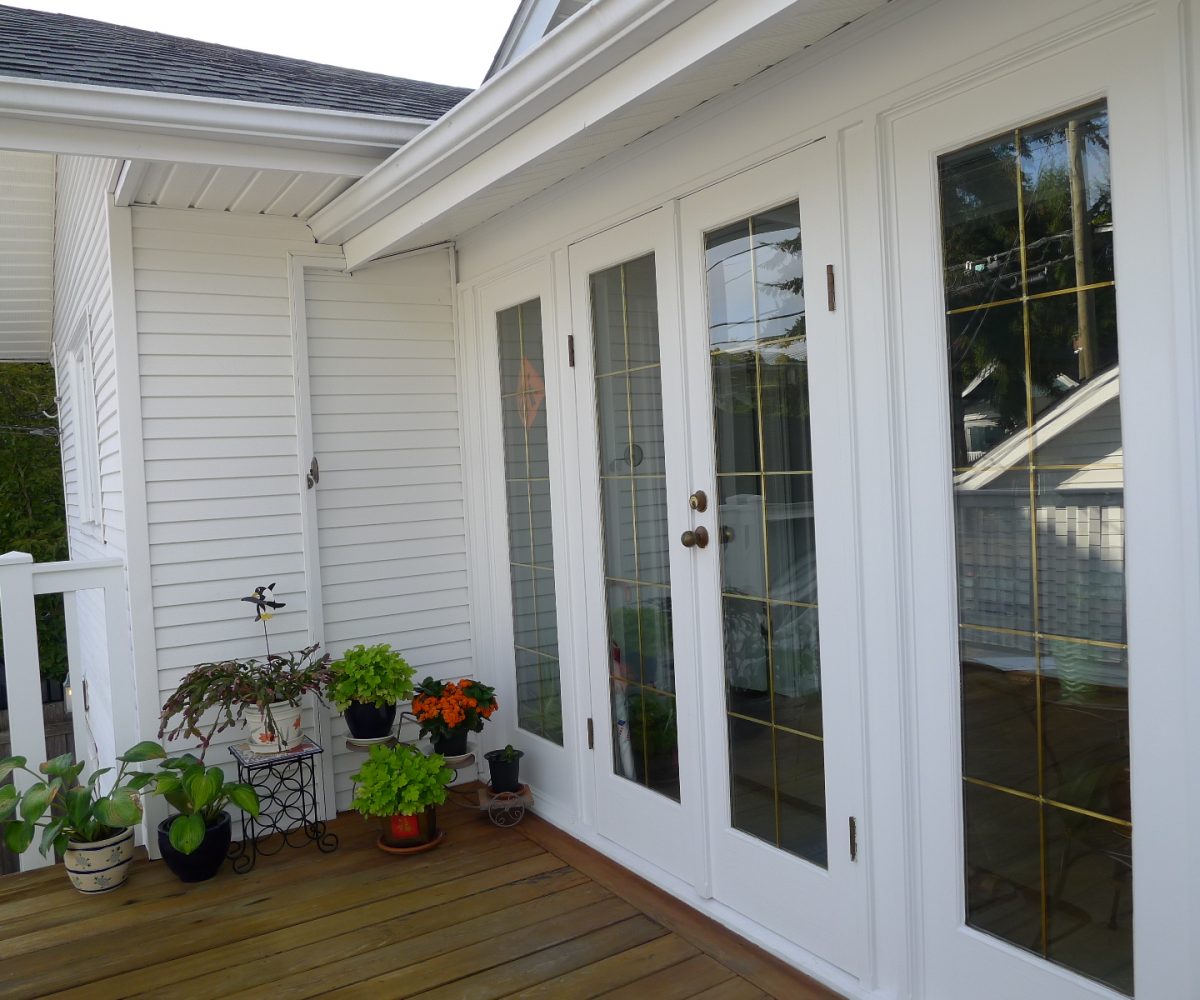 3273 11th Avenue W, Vancouver BC V6K 2M9