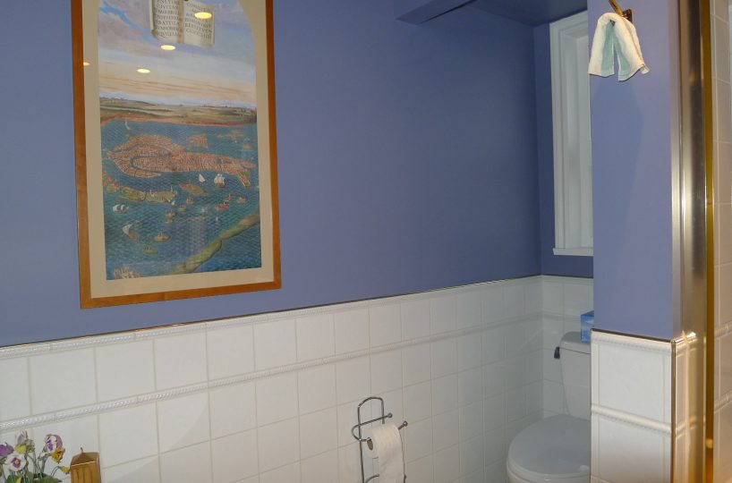 3273 11th Avenue W, Vancouver BC V6K 2M9