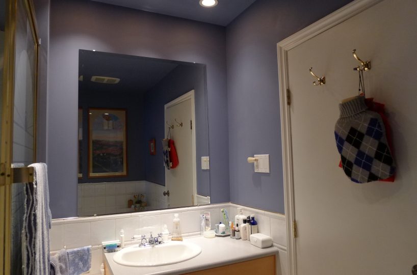 3273 11th Avenue W, Vancouver BC V6K 2M9