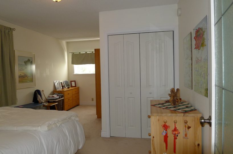3273 11th Avenue W, Vancouver BC V6K 2M9