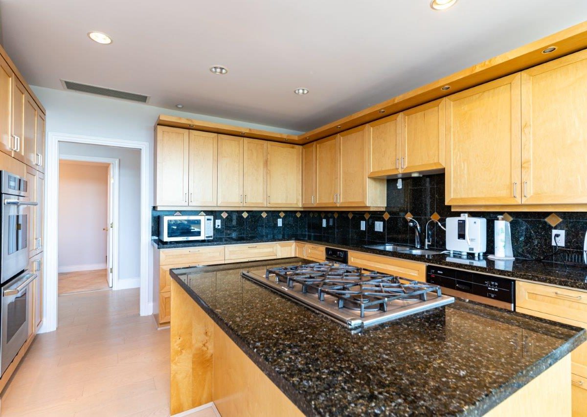 PH2 - 1777 Bayshore Drive, Vancouver, BC V6G 3H2