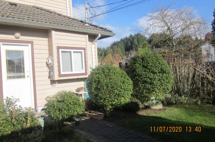 1945 St. Andrews Ave., North Vancouver, BC  V7L 3M1