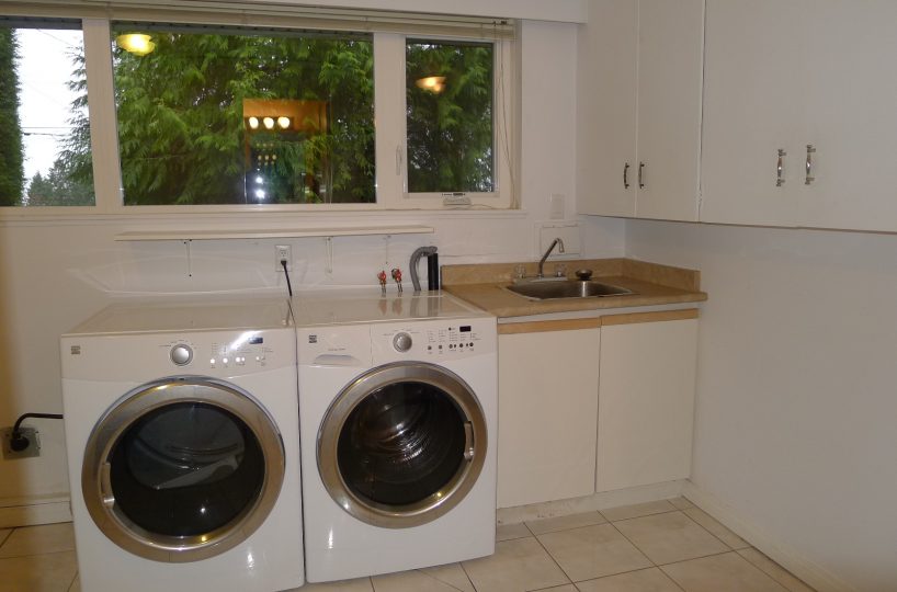 660 Blueridge Avenue, North Vancouver BC V7R 2J3