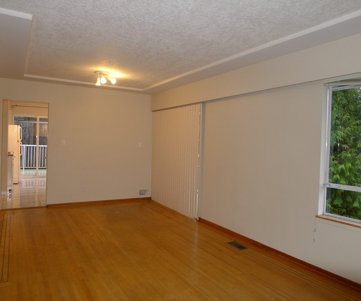660 Blueridge Avenue, North Vancouver BC V7R 2J3