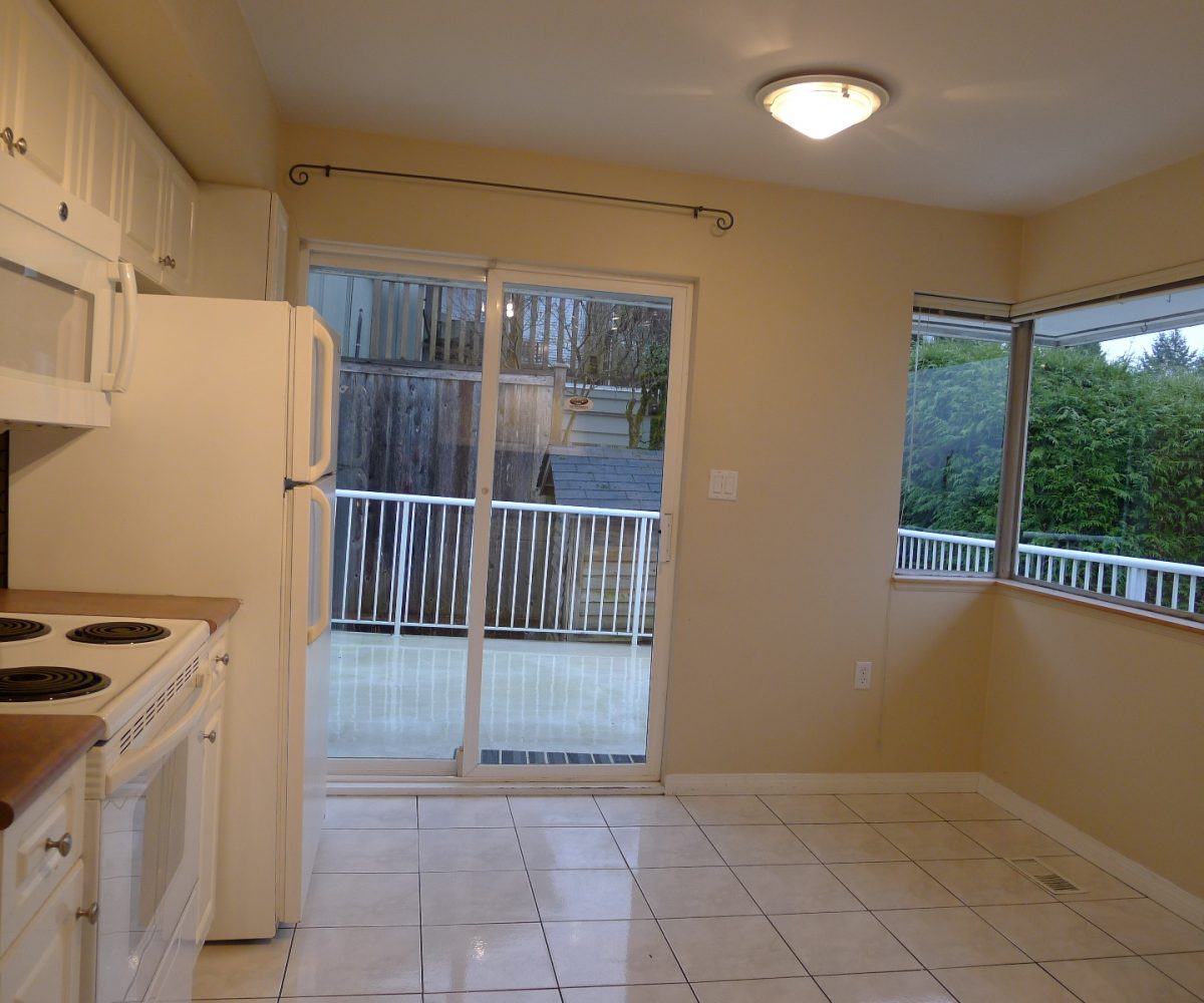 660 Blueridge Avenue, North Vancouver BC V7R 2J3