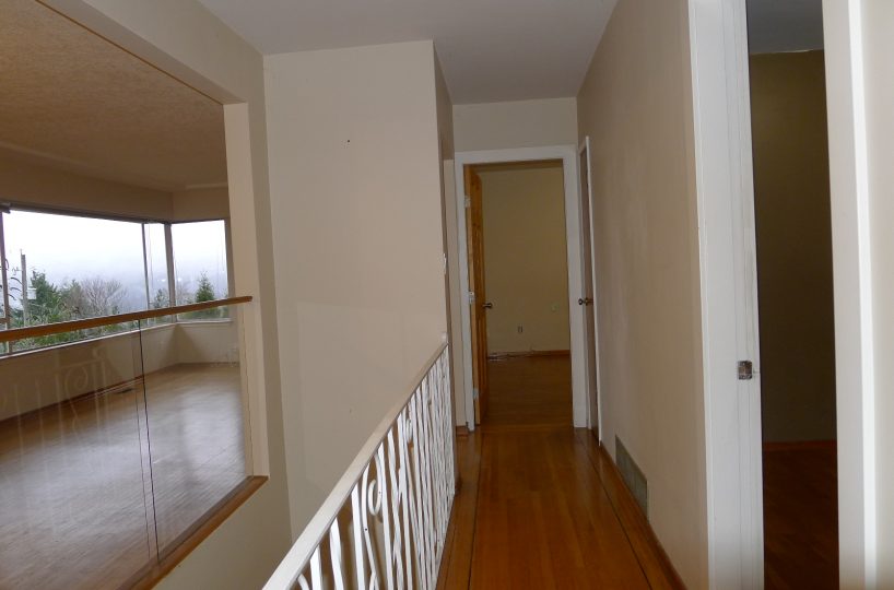 660 Blueridge Avenue, North Vancouver BC V7R 2J3